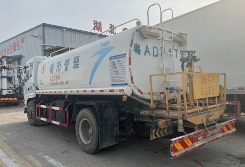 二手國(guó)五15方灑水車_二手國(guó)五東風(fēng)隨專15方灑水車4