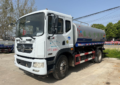 二手東風多利卡d9灑水車 二手東風多利卡d9灑水車