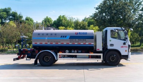 �|�L���𿨻�τ���6.81����ˮ܇