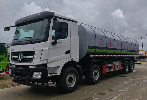 �����ؿ�ǰ�ĺ��32����ˮ܇(ch��)