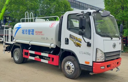 解放招財虎藍牌5方灑水車(圓形罐體) 解放招財虎藍牌5方灑水車(圓形罐體)