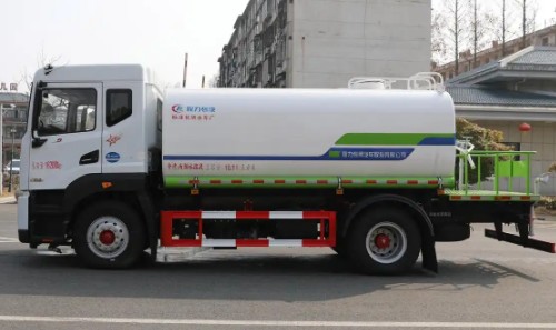 �|�L(f��ng)������D9�¿�15����ˮ܇�෽λ�DƬ