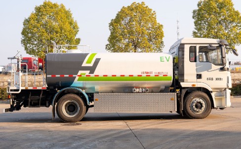 12方陜汽德創(chuàng)純電動灑水車_楚勝牌CSC5187GPSSBEV型純電動綠化噴灑車 12方陜汽德創(chuàng)純電動灑水車_楚勝牌CSC5187GPSSBEV型純電動綠化噴灑車